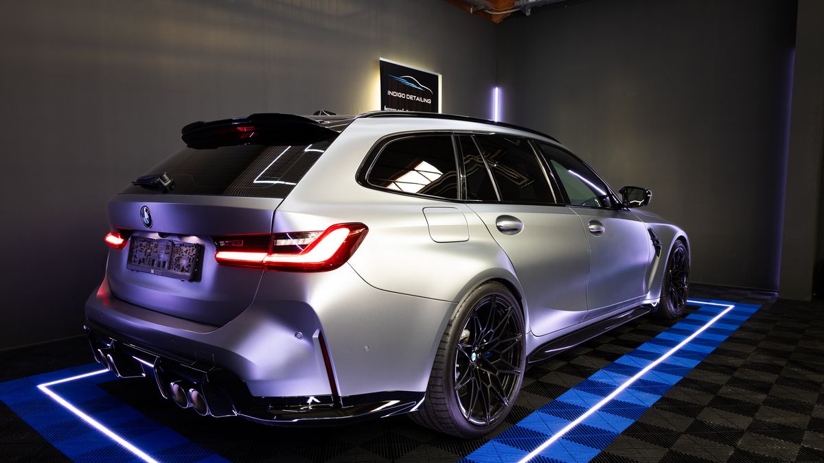 Heckansicht eines BMW M3 Touring nach der Außenaufbereitung bei Indigo Detailing